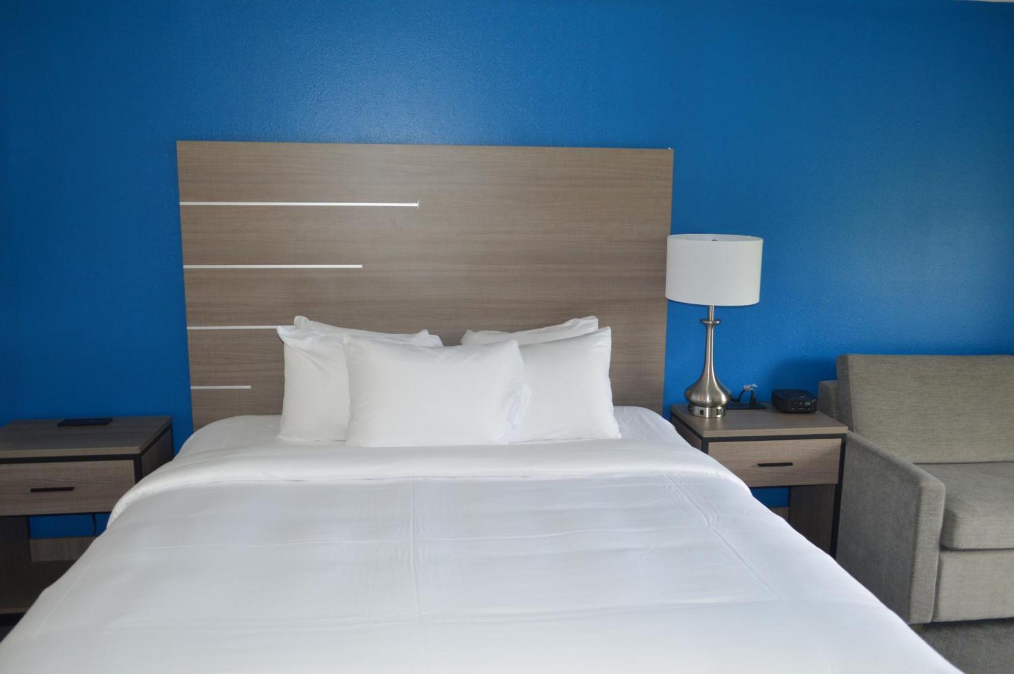 Comfort & Harrisburg-hershey North Hotel 3*