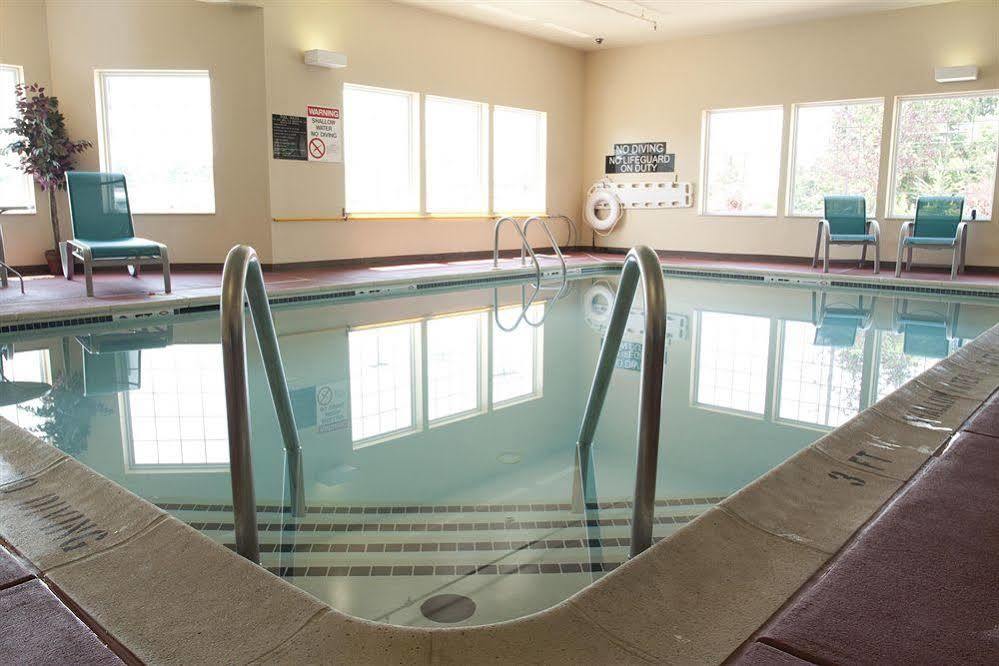 Hotel Comfort & Harrisburg-hershey North 3*